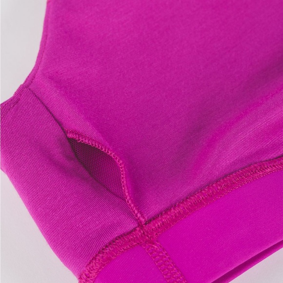 EUC Lululemon Energy Bra Polar Pink Strappy Athleisure Size 8 - Picture 3 of 6